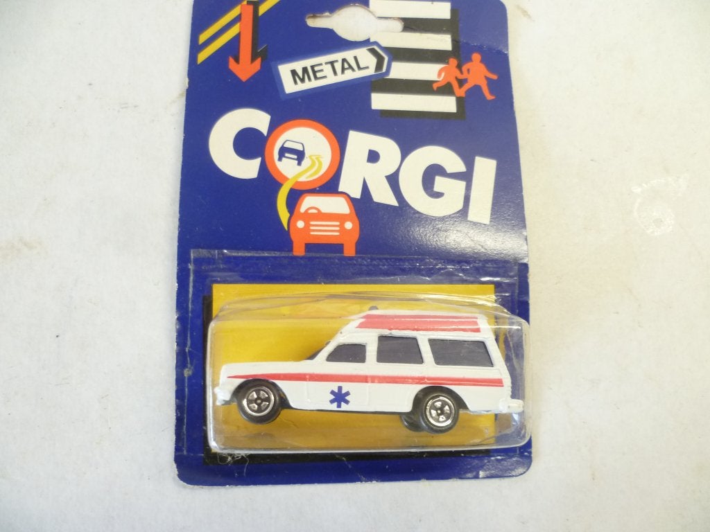 Corgi 53250 1986 Mercedes Benz 2200 Binz Ambulance auto, Ophalen of Verzenden, Nieuw, Auto