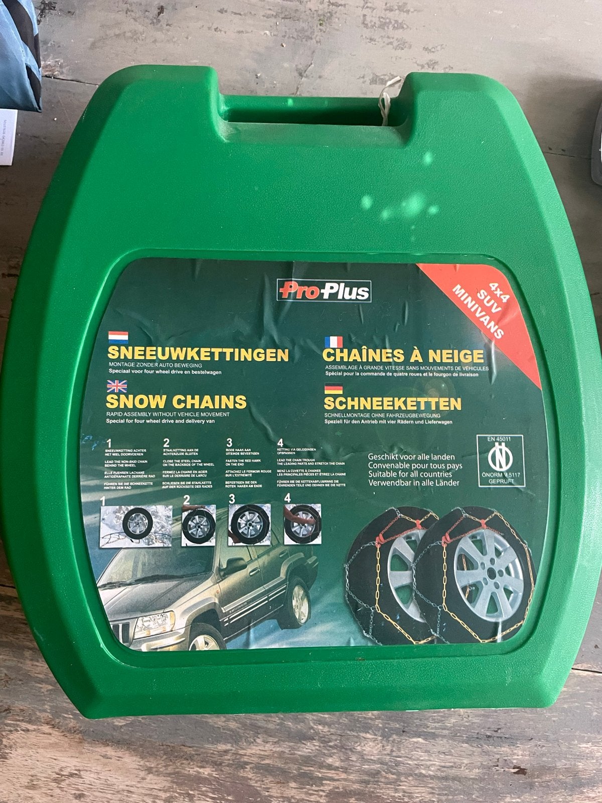 Nieuwe ProPlus Sneeuwkettingen KB40 voor 4x4/SUV, Ophalen of Verzenden, Zo goed als nieuw