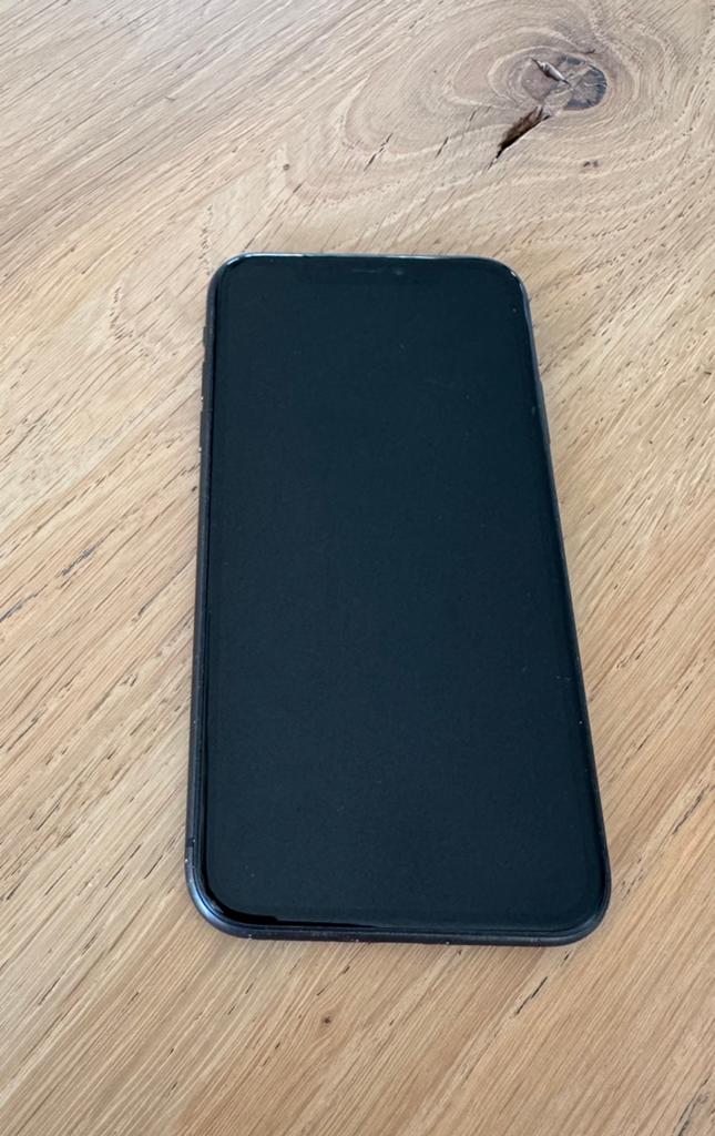 Iphone 11, Telecommunicatie, Mobiele telefoons | Apple iPhone, Zwart, Zo goed als nieuw, 82 %, 64 GB
