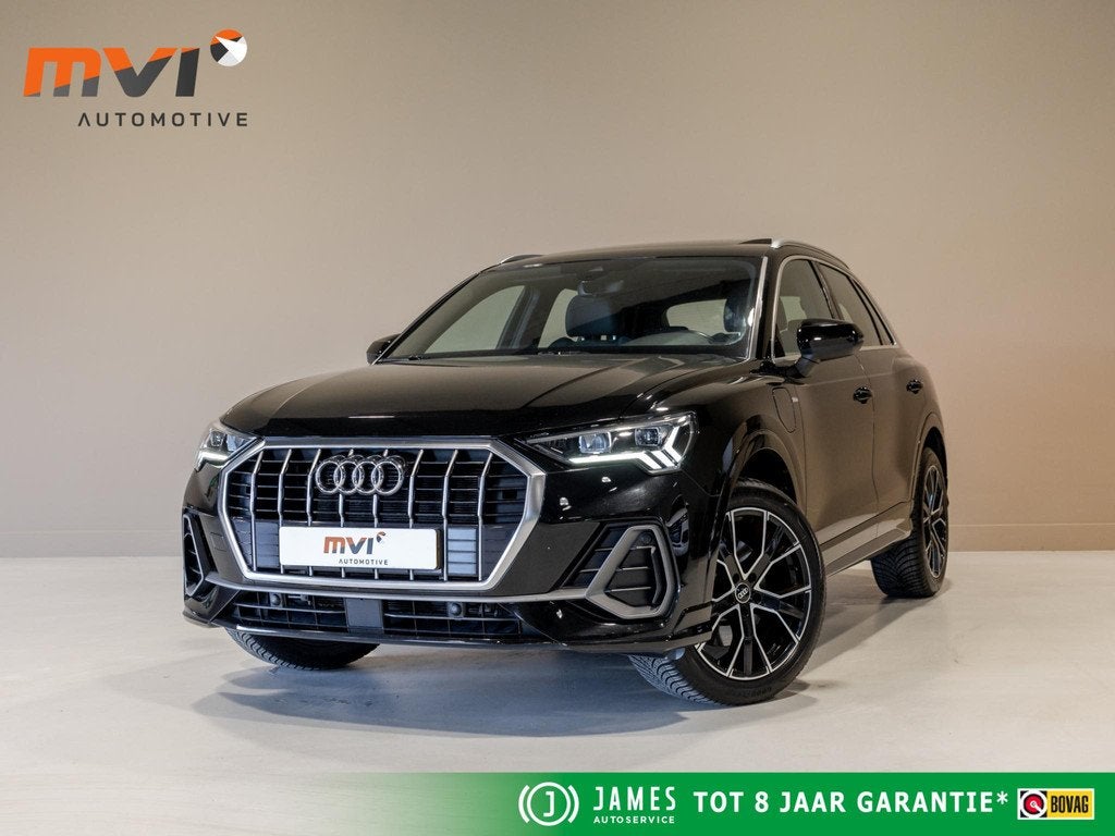 Audi Q3 45 TFSI e 2x S-Line edition / 245pk / Panorama dak /, Auto's, Audi, Gebruikt, Met garantie (alle), Zwart, Hybride Elektrisch/Benzine