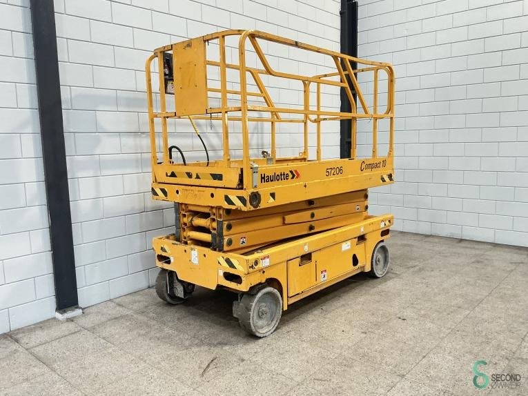 Schaarhoogwerker Haulotte Compact 10 2007