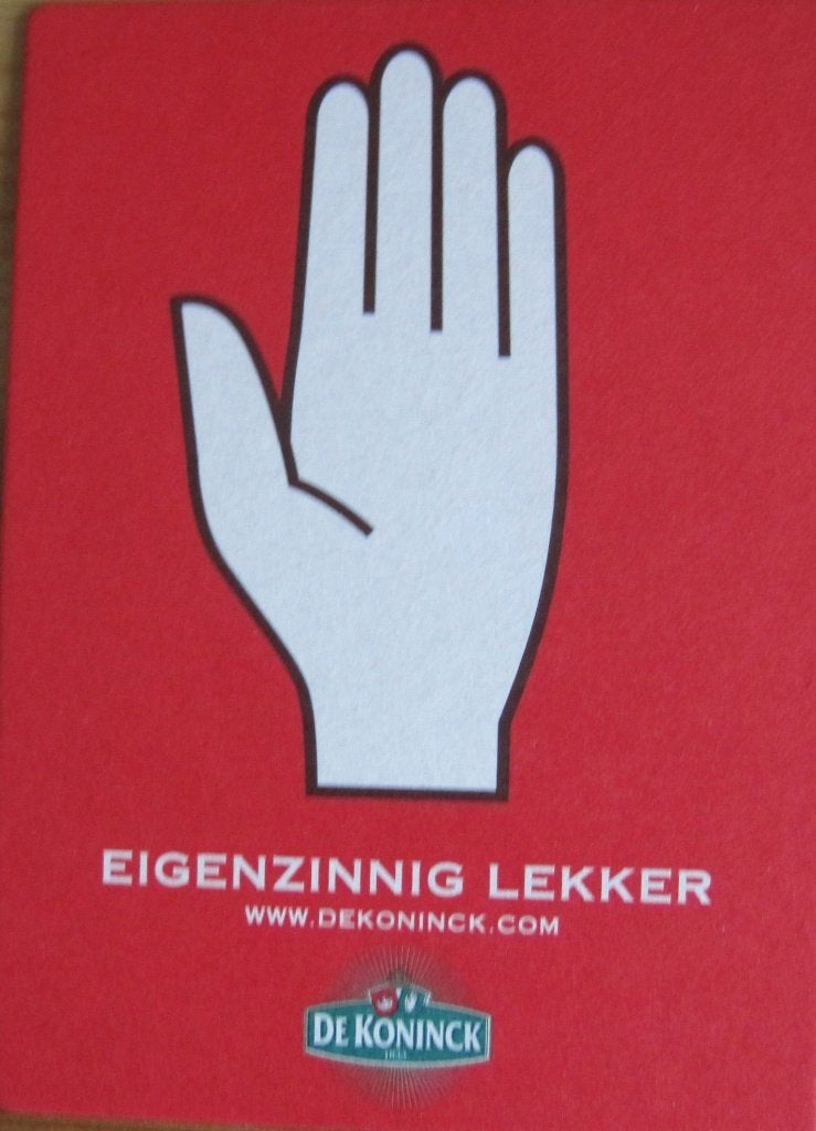 bierviltje de Koninck met hand - eigenzinnig lekker, Verzamelen, Biermerken, Ophalen of Verzenden, Zo goed als nieuw, Viltje(s)