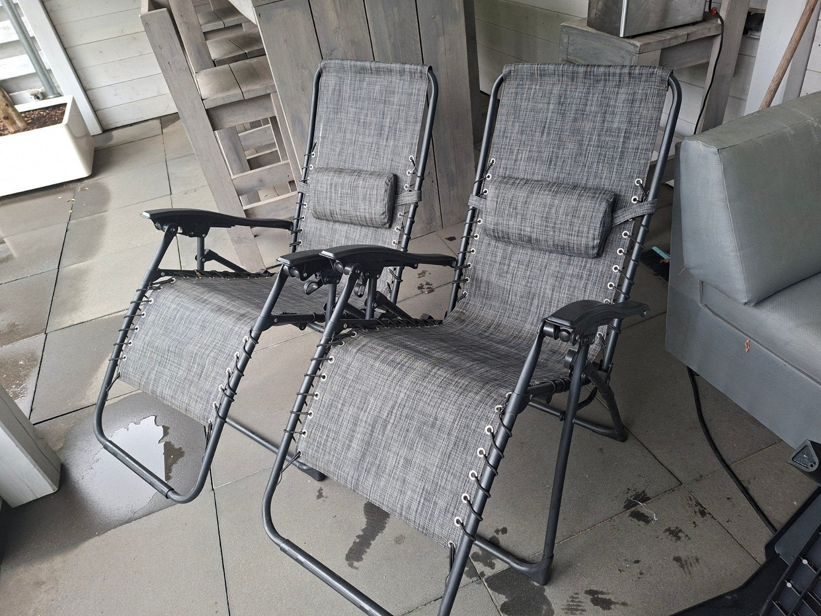 Zwart/grijze verstelbare ligstoelen, Tuin en Terras, Ophalen, Gebruikt, Textileen, Verstelbaar