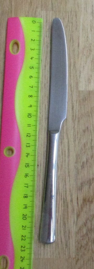 vintage Zwilling J. A. Henckels dinermes 22,7cm 86gram, Huis en Inrichting, Keuken | Bestek, Ophalen of Verzenden, Gebruikt, Rvs of Chroom
