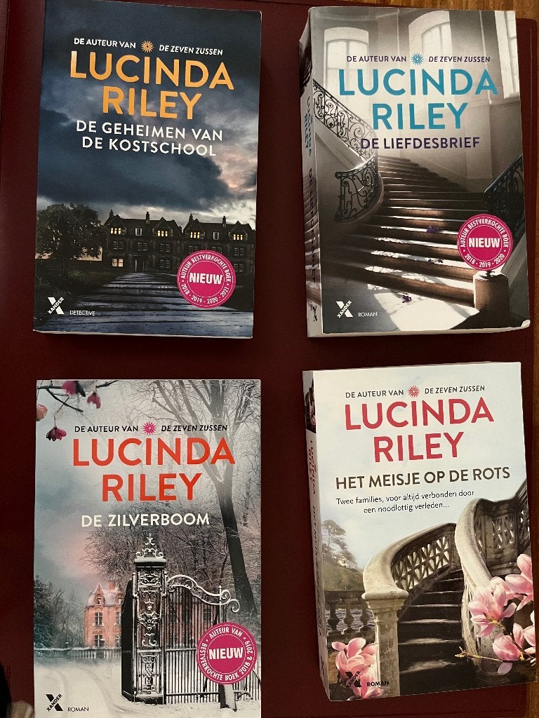 Boeken Lucinda Riley, Boeken, Ophalen, Zo goed als nieuw, Lucinda Riley