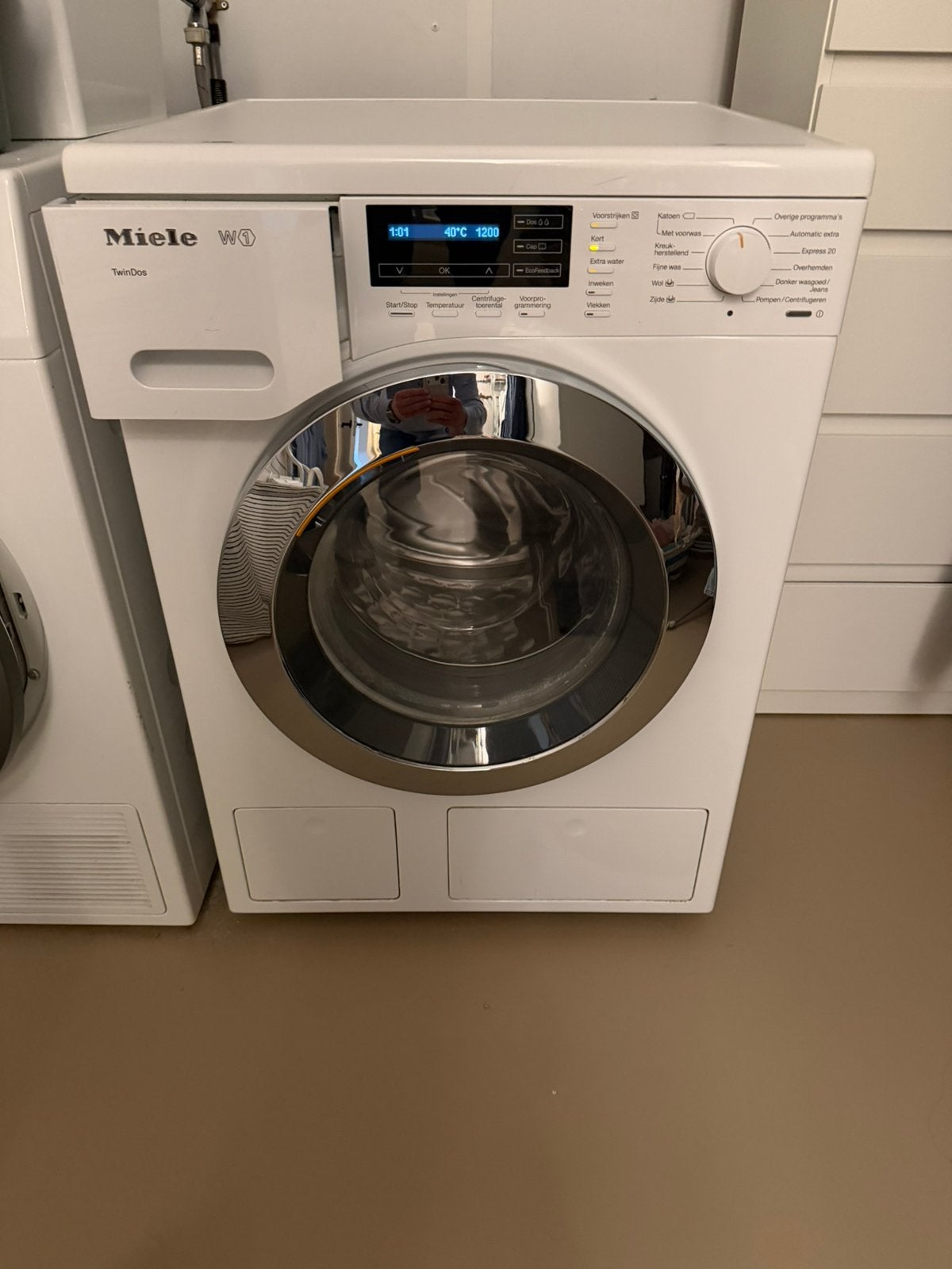 Miele WKG120 WCS wasmachine – 8 kg – 1600 toeren – TwinDos, Witgoed en Apparatuur, Ophalen, 8 tot 10 kg, Energieklasse A of zuiniger