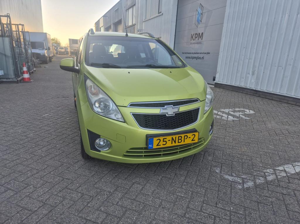 Chevrolet Spark 1.0 2010 Groen, Voorwielaandrijving, 839 kg, Stof, 68 pk