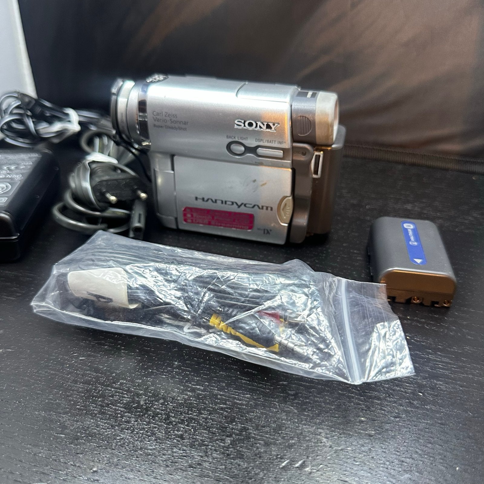 Sony DCR-HC14E MiniDV Handycam - Getest en Werkend, Mini dv, Gebruikt, Verzenden, Minder dan 8x