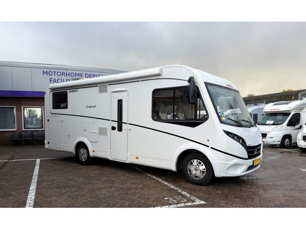 Dethleffs Trend 7057 I EB | AUT9 | Dakairco, Caravans en Kamperen, Fiat, Verwarmde buitenspiegels, Diesel, 7 tot 8 meter