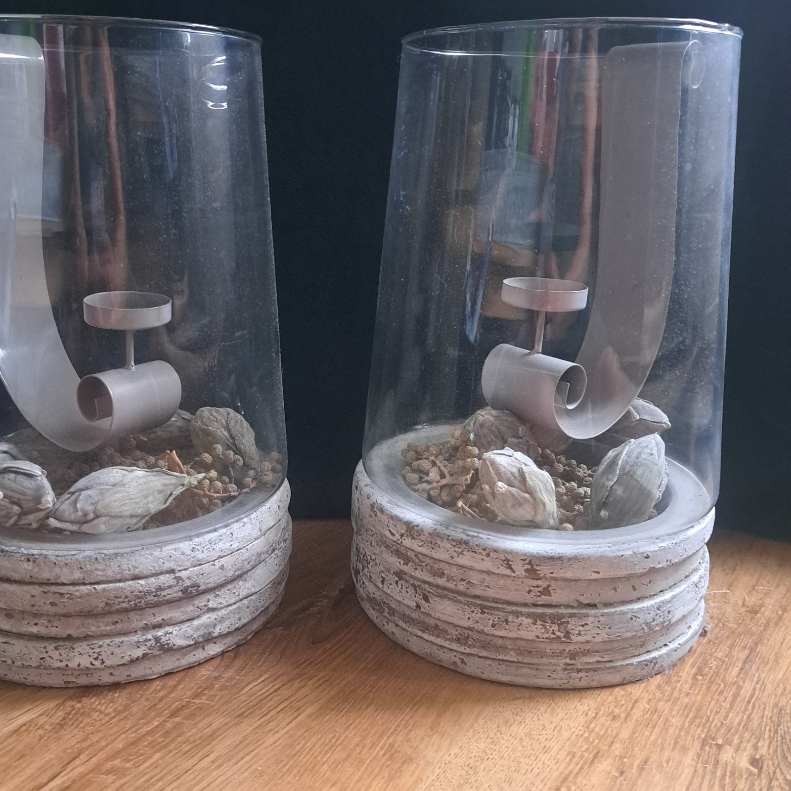 Twee prachtig mooie beton/glazen kandelaars, Ophalen of Verzenden