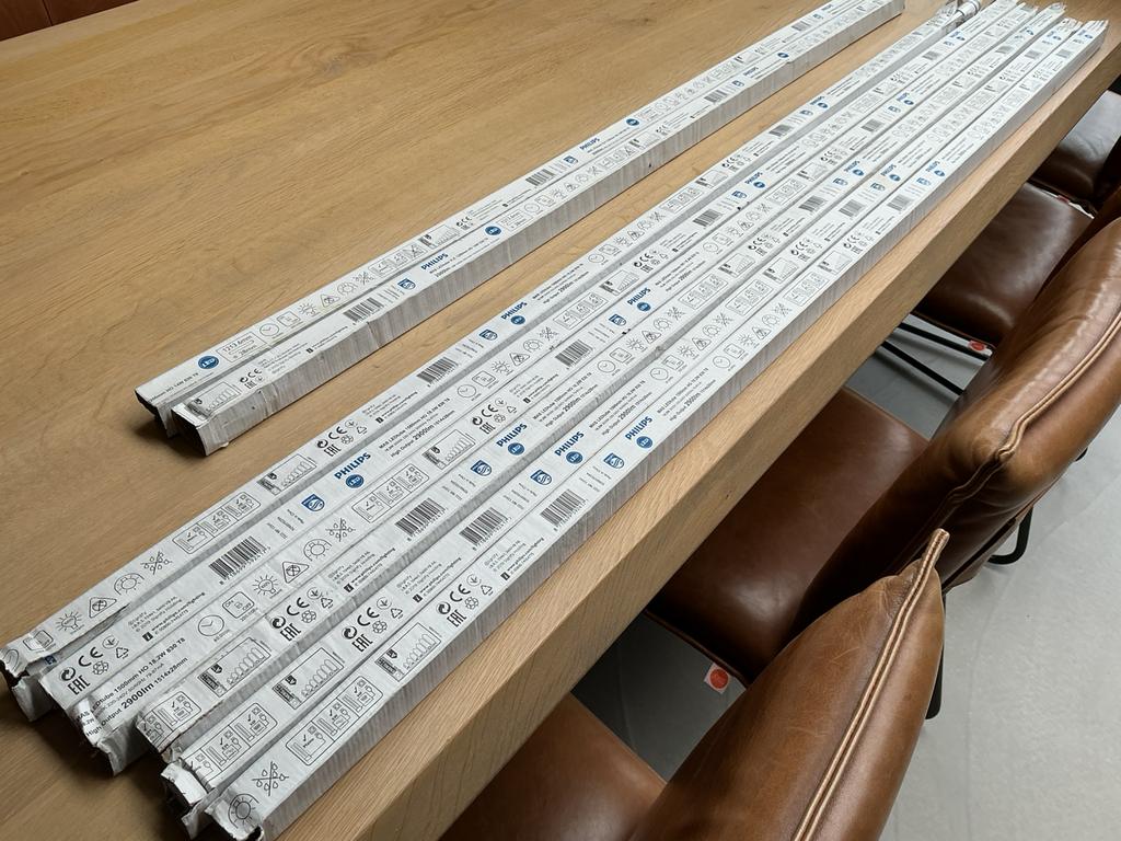 Te koop nieuwe LED tl buizen Philips, Ophalen, Nieuw