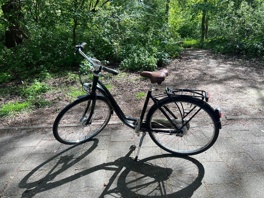 Zwarte Damenfiets Trek, Fietsen en Brommers, Fietsen | Dames | Damesfietsen, Ophalen, Zo goed als nieuw, Overige merken, Versnellingen