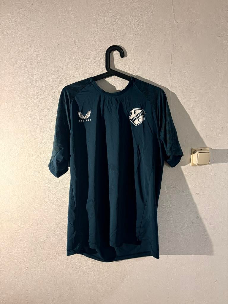 Donkergroen trainingsshirt - FC Utrecht / Castore, Ophalen, Overige maten, Zo goed als nieuw, Voetbal