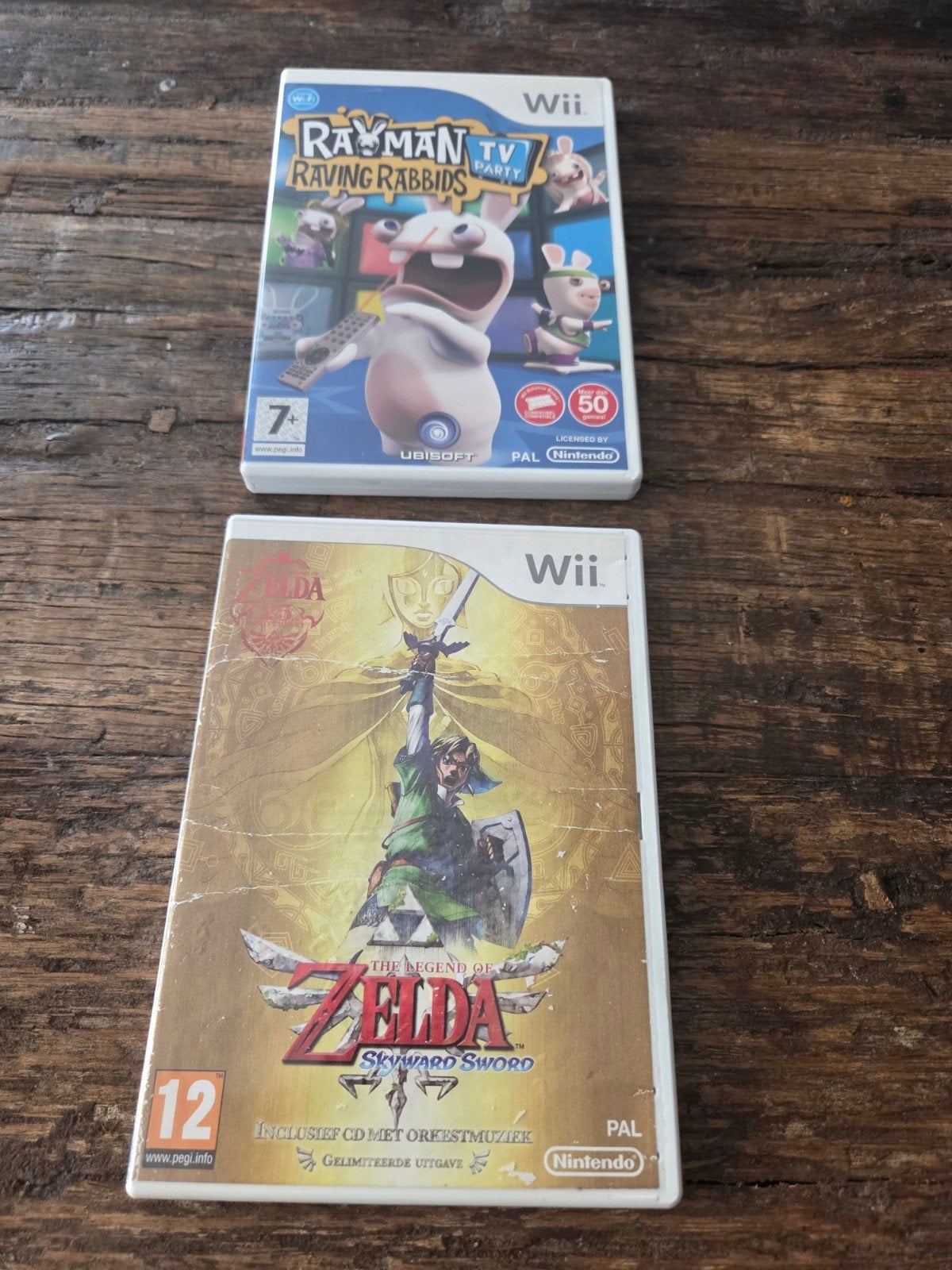 Wii game Rayman Raving Rabbids Zelda Skyward S, Spelcomputers en Games, Games | Nintendo Wii, Avontuur en Actie, Eén computer
