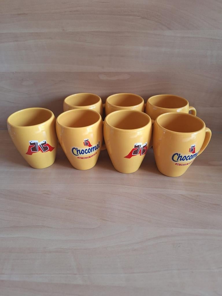Set van 7 Chocomel mokken - Geel, Ophalen, Overige typen, Geel, Zo goed als nieuw