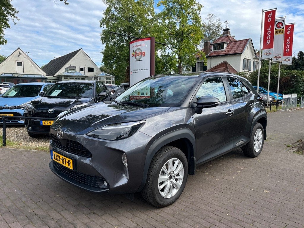 Toyota YARIS CROSS 1.5 HYBRRID DYNAMIC AUTOMAAT / CAMERA / C, Auto's, Gebruikt, 1490 cc, Bedrijf, Hybride Elektrisch/Benzine