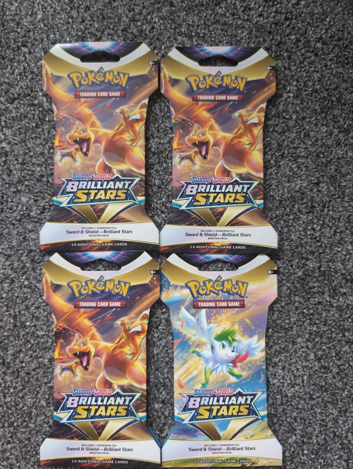pokemon brilliant stars sleeved booster, Ophalen of Verzenden, Zo goed als nieuw