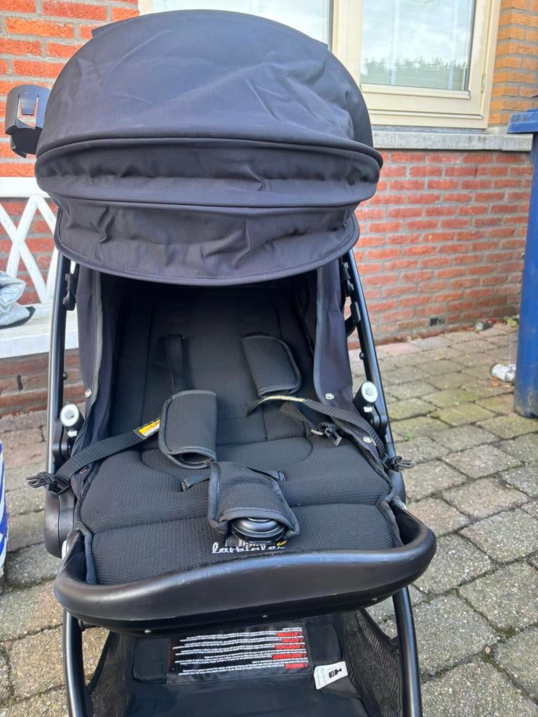 Larktale buggy, Kinderen en Baby's, Buggy's, Zo goed als nieuw, Zonnekap, Ophalen