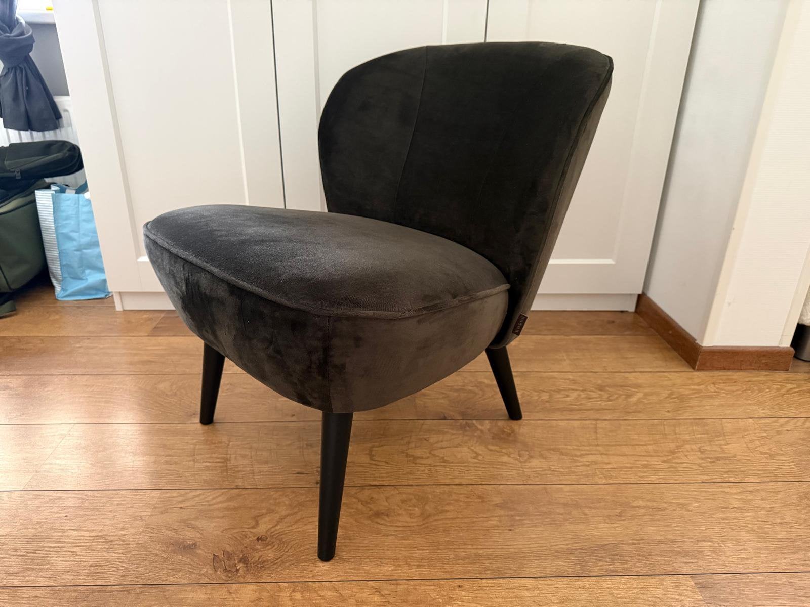 Fauteuil SARA (merk WOOOD) - velvet stof donkergroen, Huis en Inrichting, Fauteuils, Ophalen, Minder dan 75 cm, Zo goed als nieuw