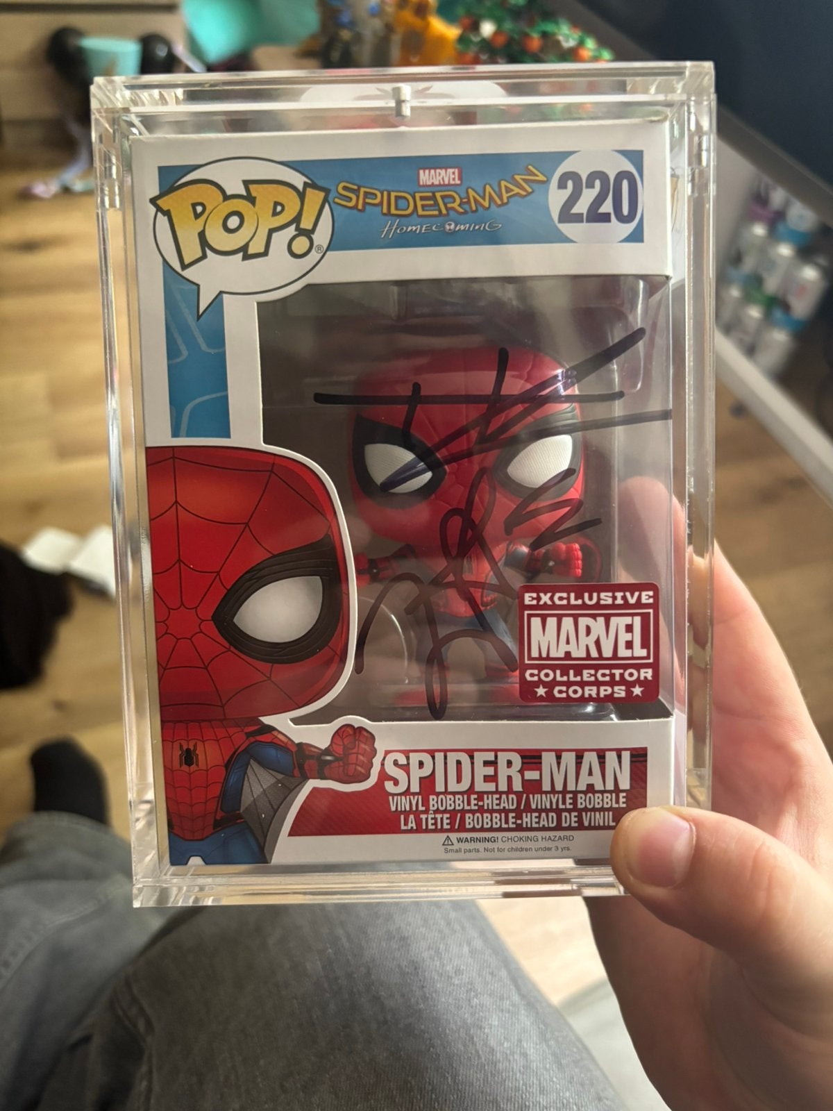 Funko Pop signed by Tom Holland and Zendaya, Hobby en Vrije tijd, Verzamelkaartspellen | Pokémon, Ophalen of Verzenden, Zo goed als nieuw