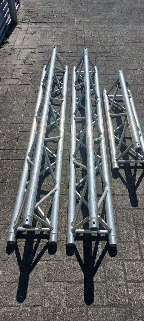 2 x 2 meter en 1 x 1 meter Eurotruss driehoektruss, Ophalen, Zo goed als nieuw, Overige typen