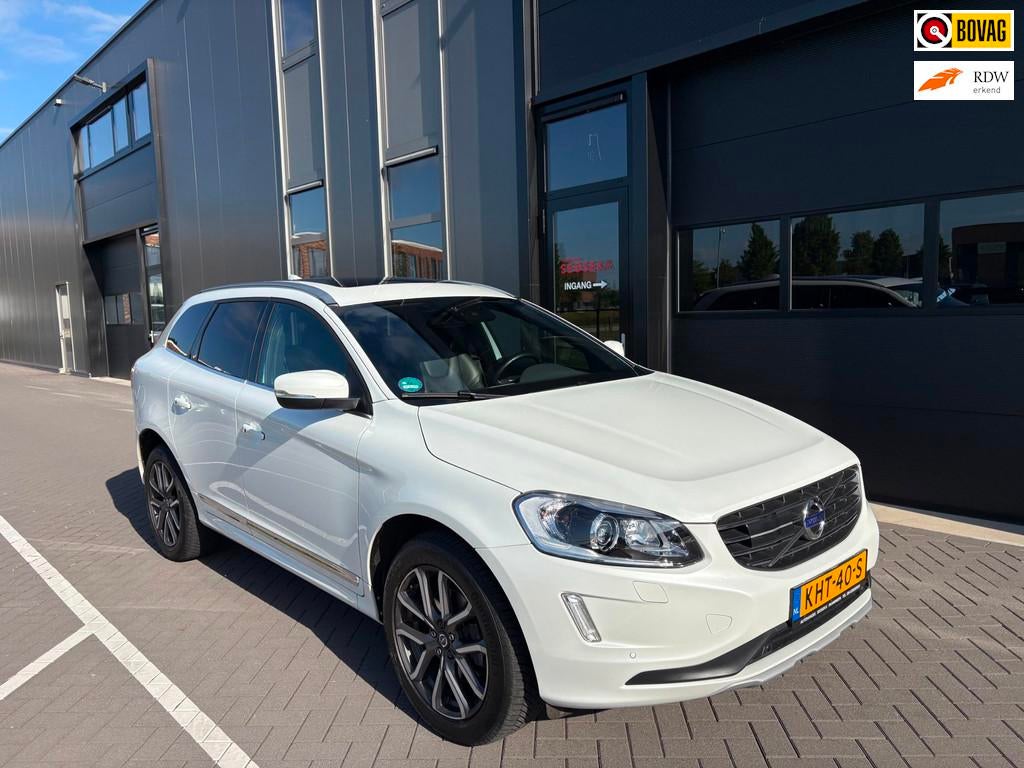 Volvo XC60 2.4 D4 Summum AWD leder trekhaak navi winterpakke, Auto's, Volvo, Bedrijf, Te koop, XC60, 4x4, ABS, Achteruitrijcamera