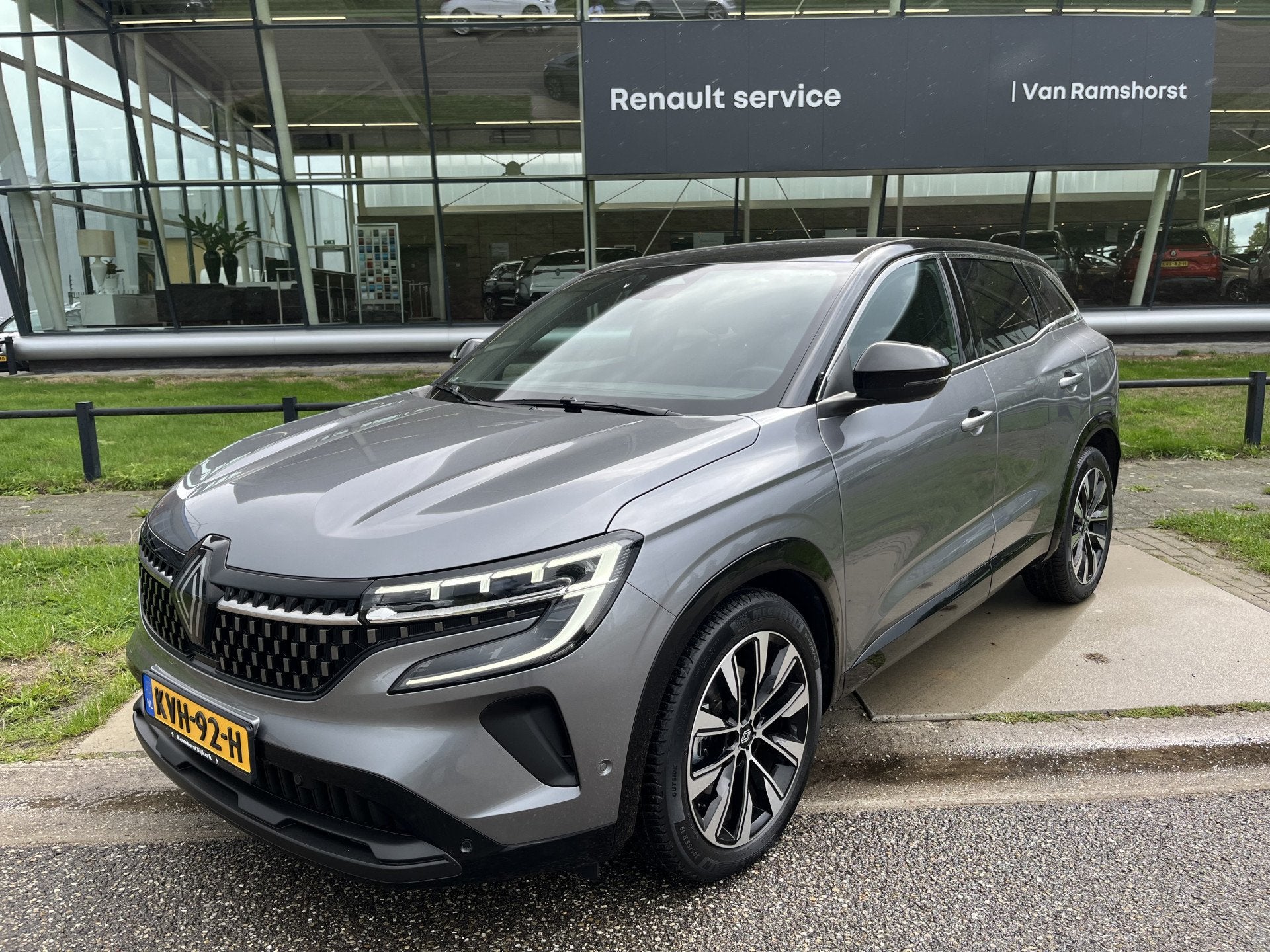 Renault Austral 1.2 E-Tech full hybrid 200PK techno / Camera, Auto's, Stof, Gebruikt, 1199 cc, Overige brandstoffen