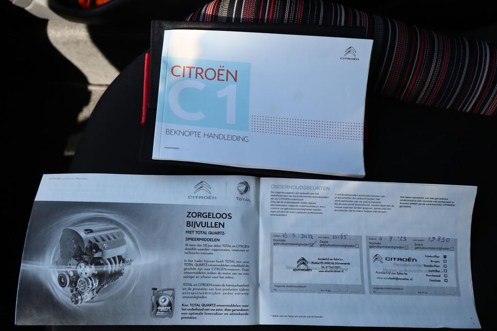 Citroën C1 1.0 VTi Shine Dealeronderhouden! Achteruitrijcam, Auto's, Citroën, Voorwielaandrijving, 12 maanden, Stof, Gebruikt