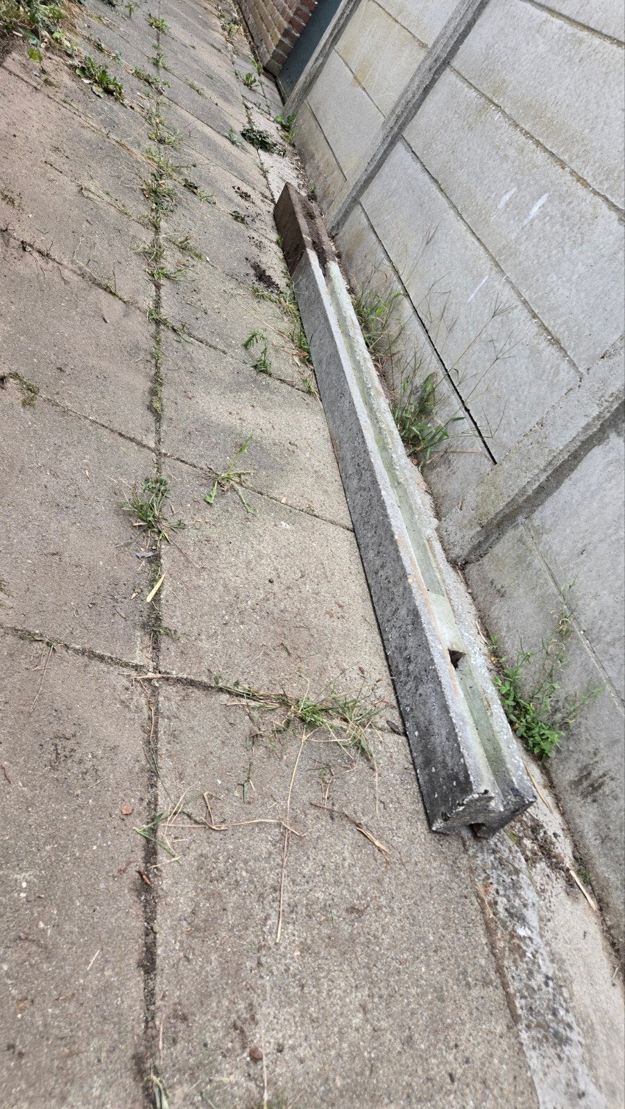 Betonpaal voor schutting - Gebruikt, Tuin en Terras, Schuttingen, Ophalen of Verzenden, Gebruikt, Overige materialen, 1 tot 2 meter