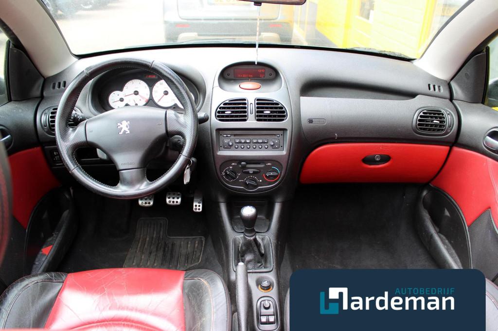 Peugeot 206 CC 1.6-16V Nieuwe APK, Voorwielaandrijving, Gebruikt, 4 cilinders, Cabriolet
