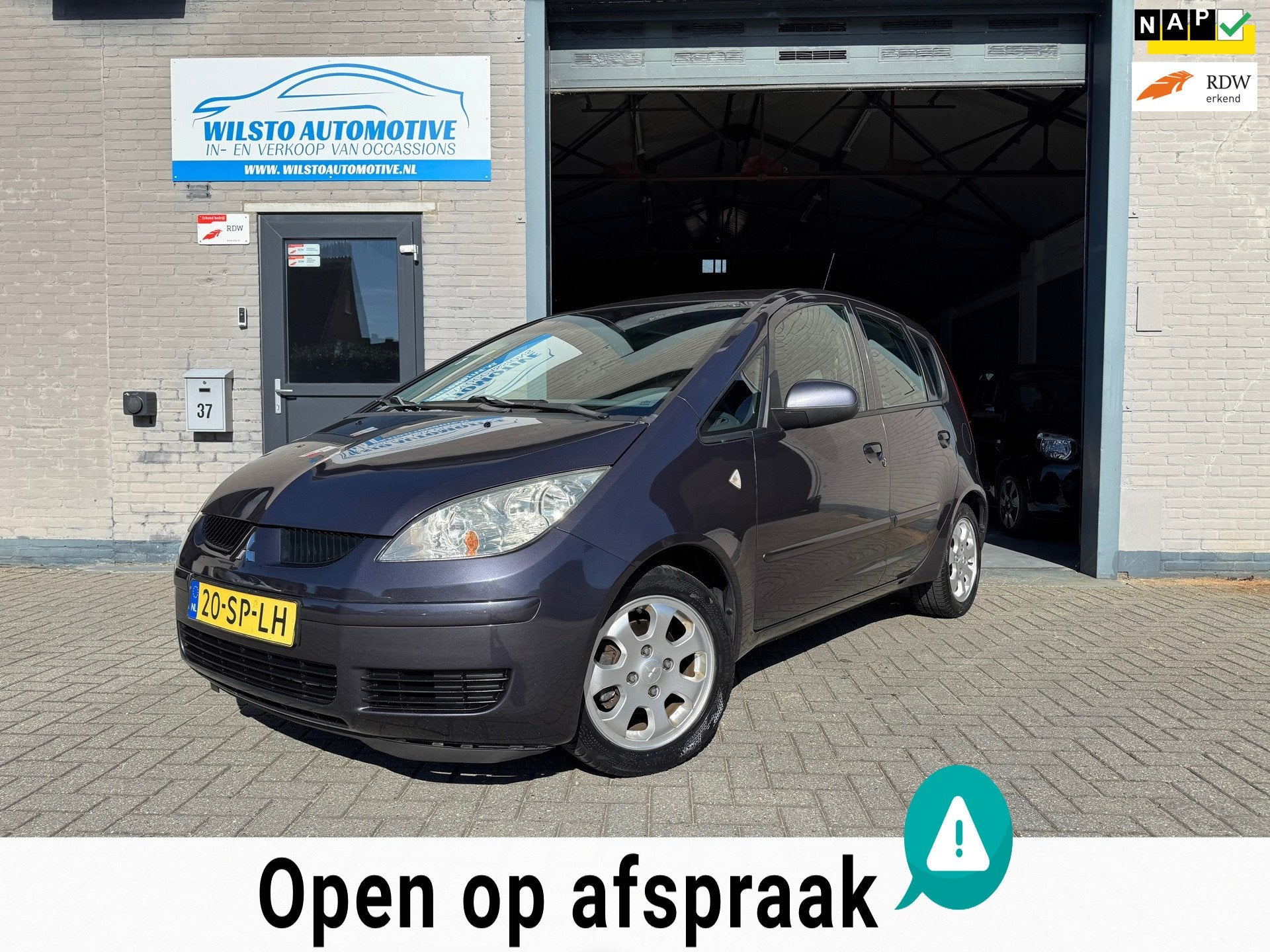 Mitsubishi Colt 1.3 Invite*Rijklaar*Airco*Lmv*Historie*NAP, Gebruikt, 31 €/maand, Colt, Origineel Nederlands