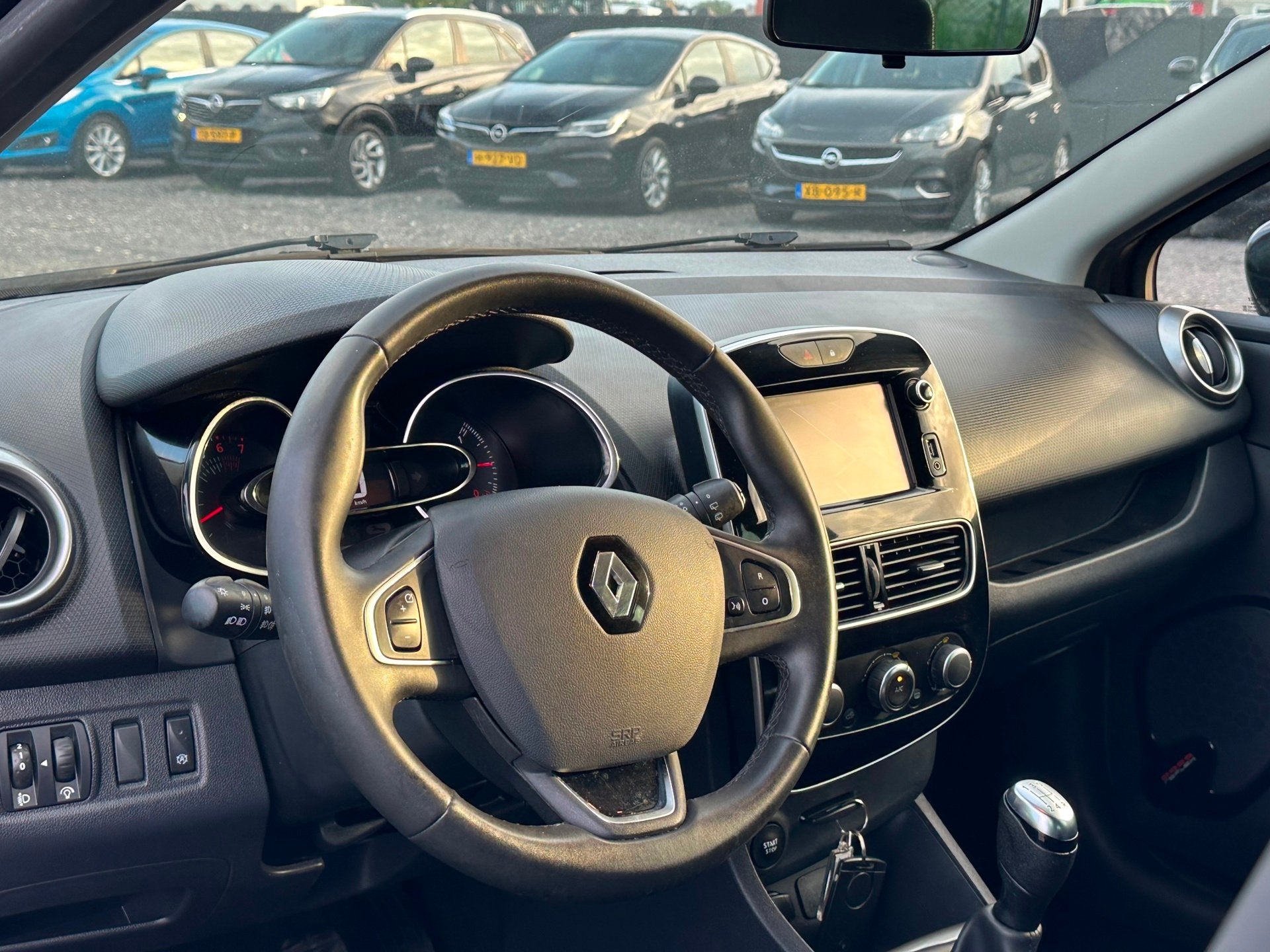 Renault Clio 0.9 TCe Limited/NAVI, Auto's, Voorwielaandrijving, 898 cc, Stof, Gebruikt