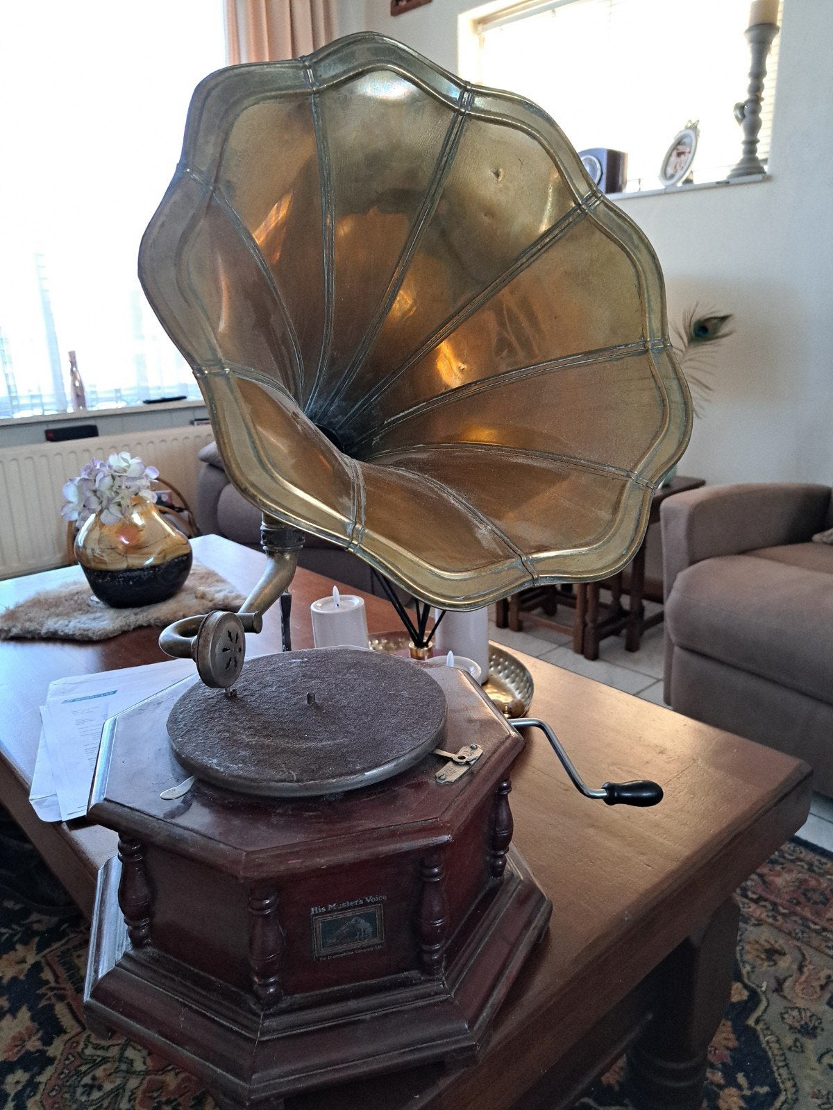 Antieke Grammofoon 'His Master's Voice' met Hoorn, Ophalen