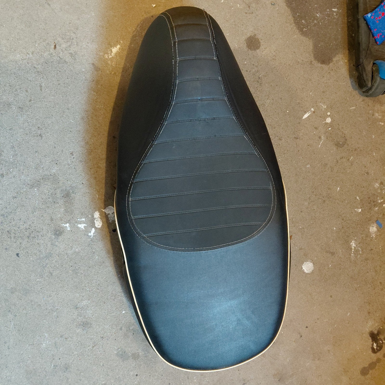 Buddyseat zadel Vespa Sprint/Primavera vanaf 2014, Ophalen of Verzenden, Zo goed als nieuw, Zadel, Overige merken