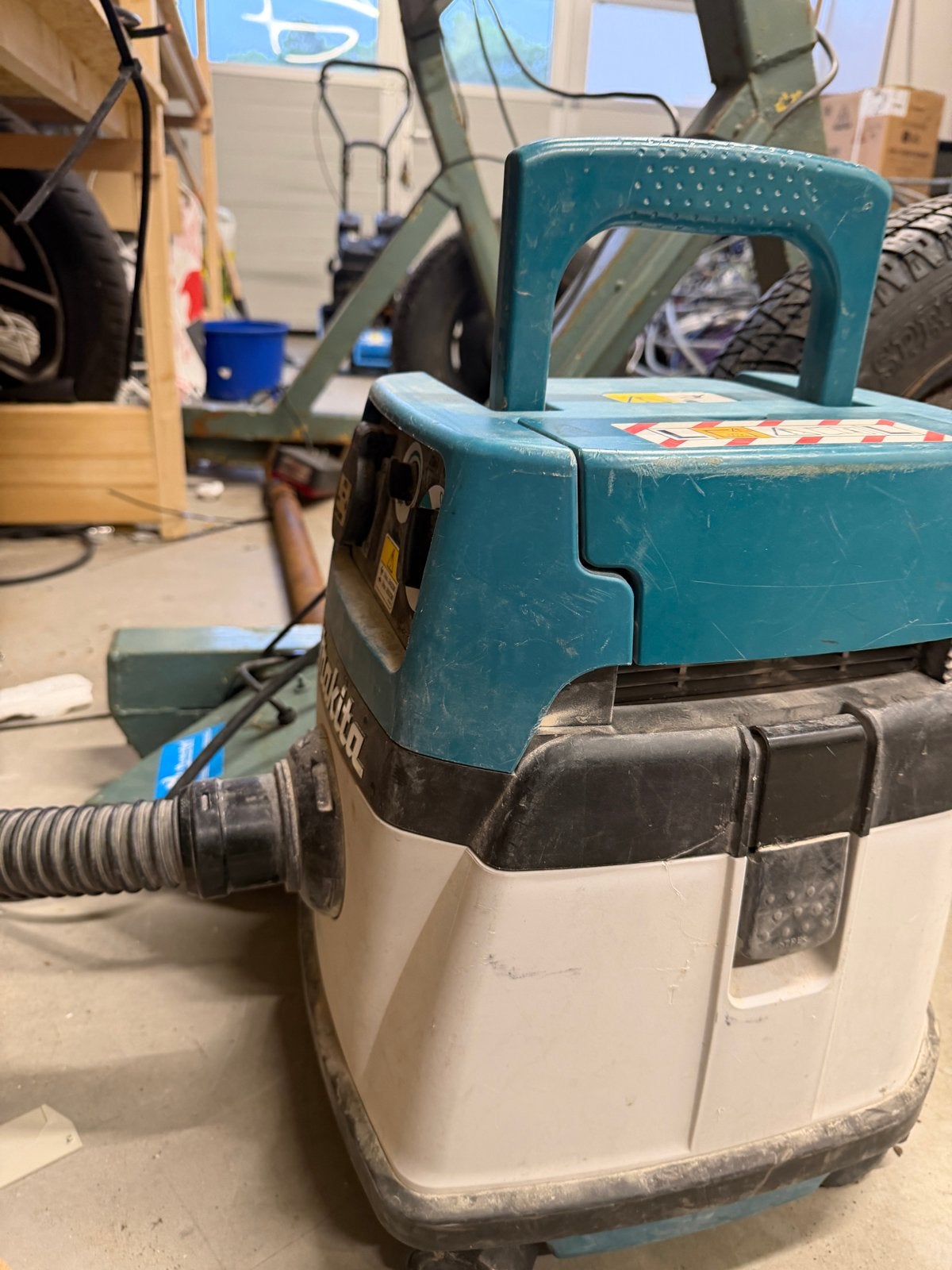 Makita VC1310L Industriële Stofzuiger - Gebruikt, Ophalen, Gebruikt, Industriële stofzuiger, Reservoir