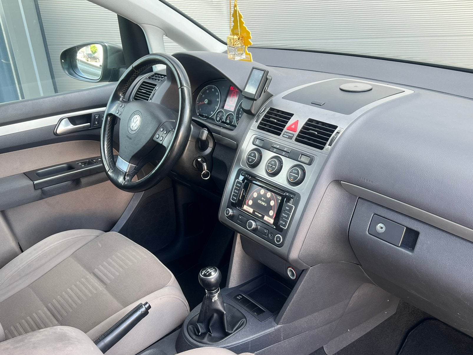Nette Grijze Volkswagen Touran 1.4 TSI FaceLift/140PK/APK/AC, Auto's, Voorwielaandrijving, Stof, 4 cilinders, Bedrijf