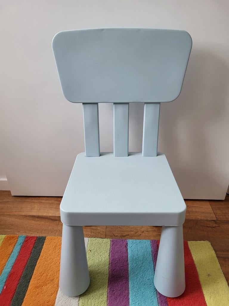 Ikea MAMMUT kinderstoelen blauw en rose, Ophalen, Zo goed als nieuw, Stoel(en)
