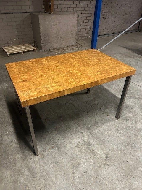 tafel stalen onder-frame met houten blad, Ophalen, 100 tot 150 cm, 50 tot 100 cm, Zo goed als nieuw