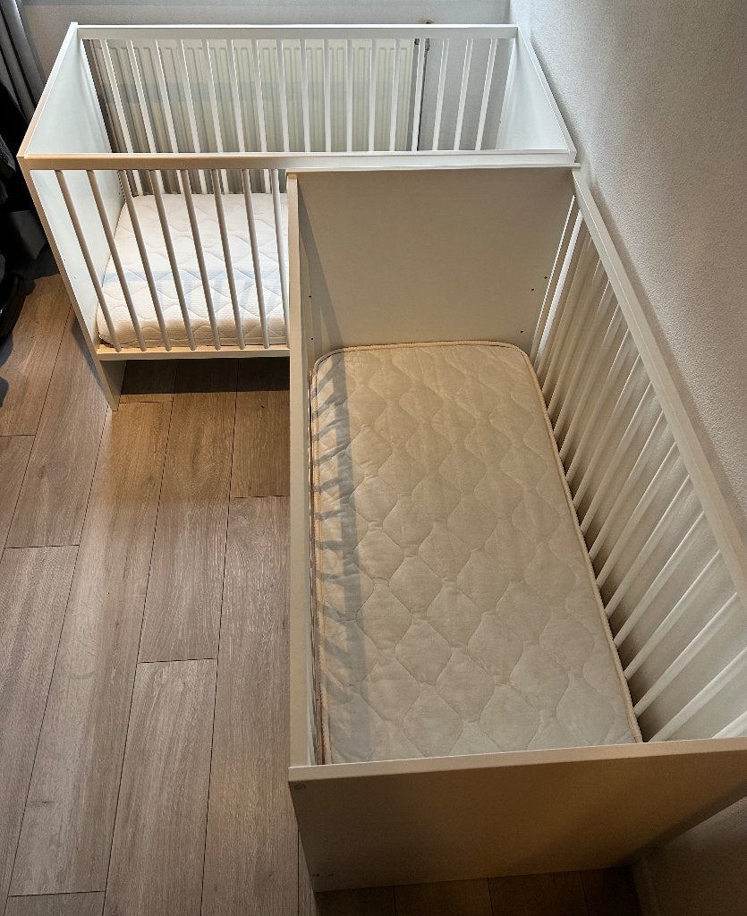 Ledikanten met matras 3x, Kinderen en Baby's, Babywiegjes en Ledikanten, Ophalen, Zo goed als nieuw, Ledikant