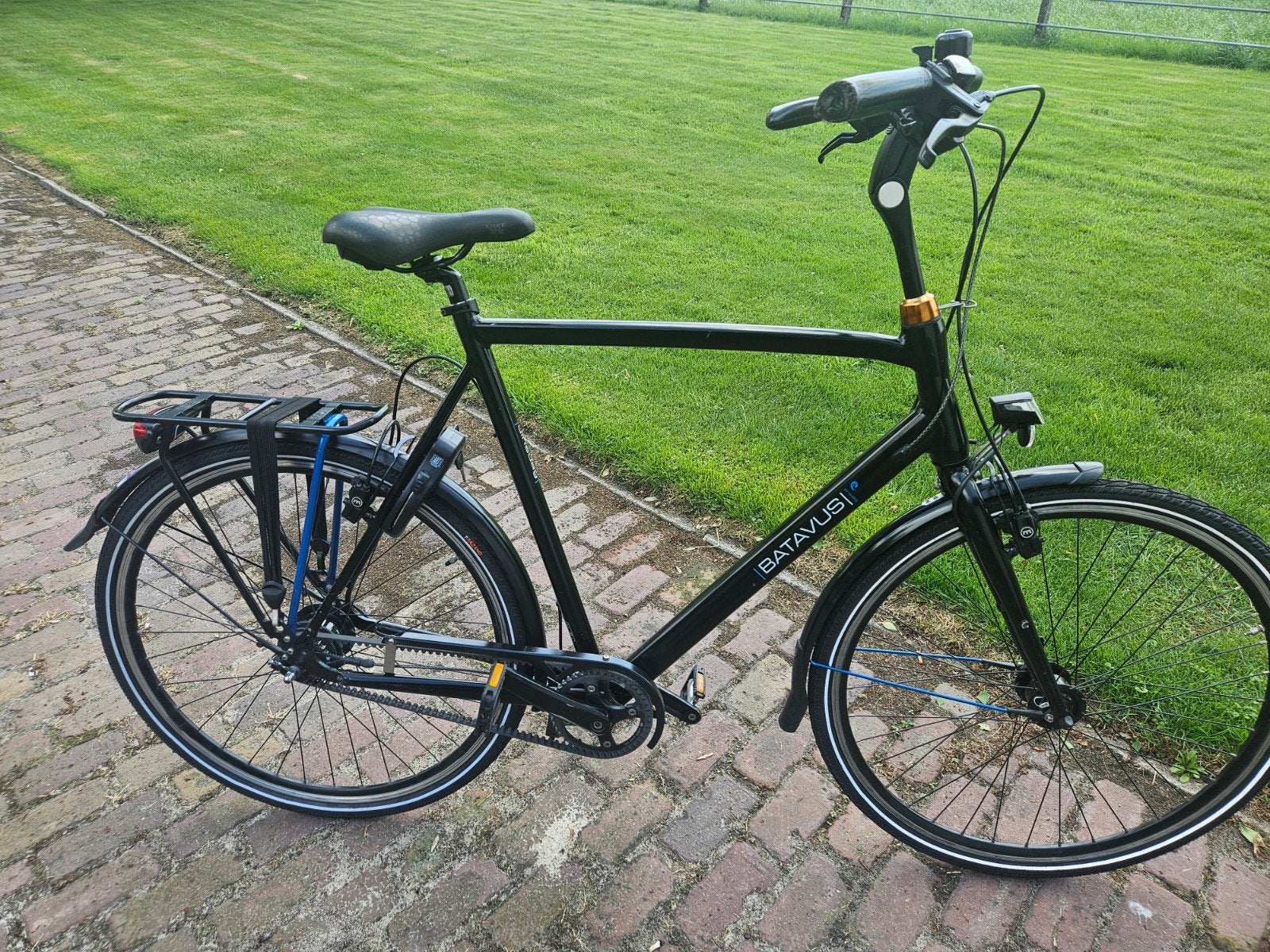 Batavus dinsdag, Ophalen, Minder dan 10 versnellingen, Batavus, Zo goed als nieuw