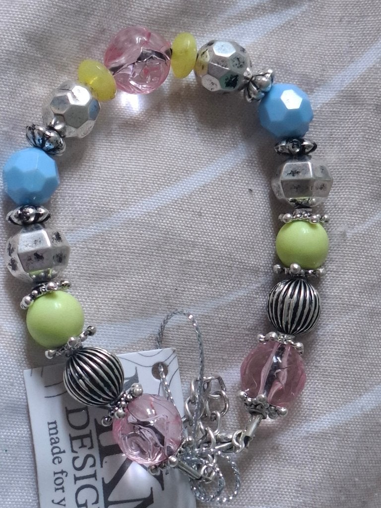 **SALE** armbandje, Sieraden, Tassen en Uiterlijk, Oorbellen, Ophalen of Verzenden, Zo goed als nieuw, Overige kleuren, Overige materialen