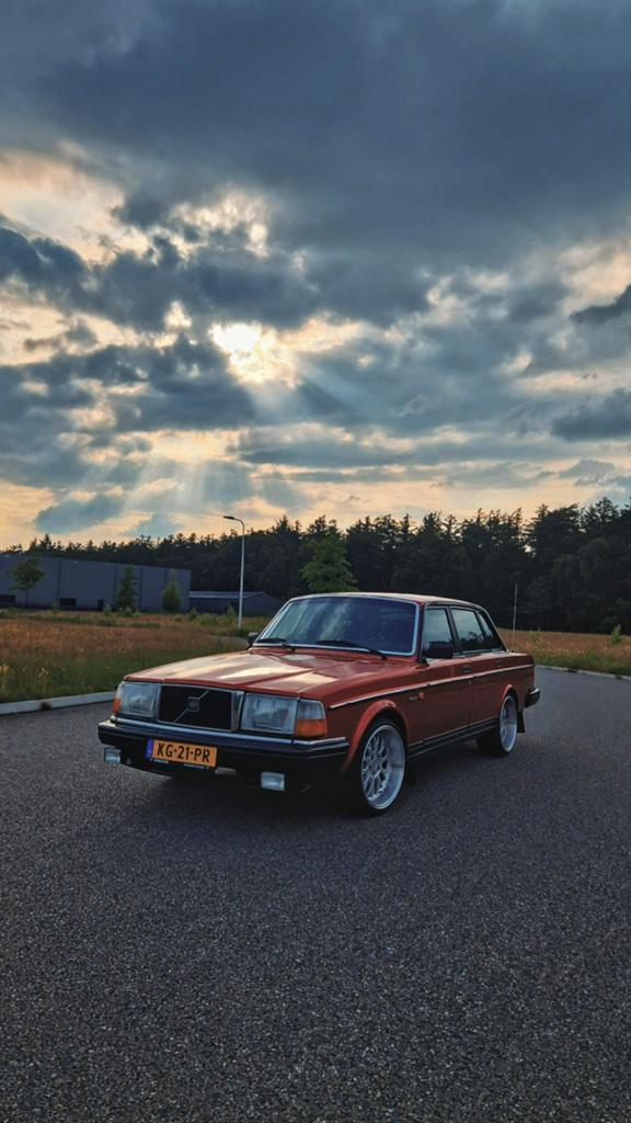 Volvo 240 2.3 GL AUT 1983, Automaat, 625 kg, 4 cilinders, Origineel Nederlands