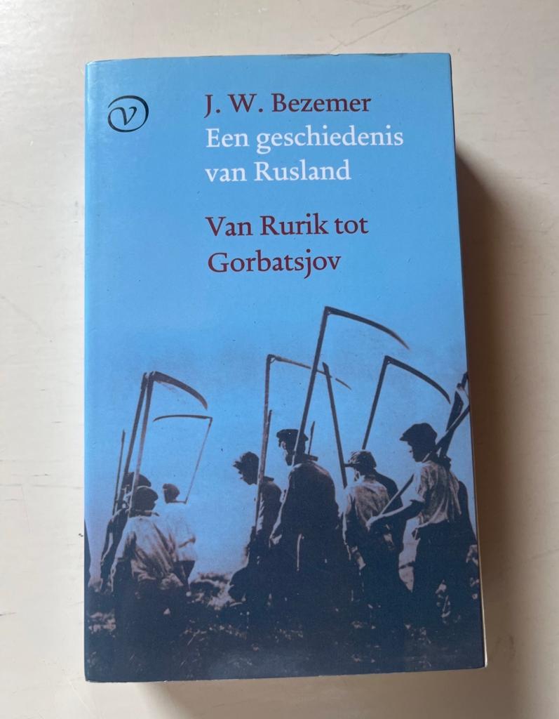 J.W. Bezemer - Een geschiedenis van Rusland, Ophalen of Verzenden, 20e eeuw of later, Gelezen, Europa
