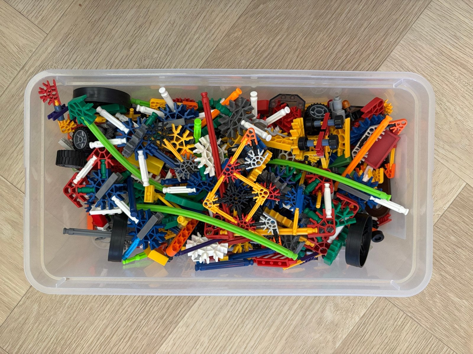 Bak met K’nex, Kinderen en Baby's, Speelgoed | Bouwstenen, Ophalen, Zo goed als nieuw, K'nex