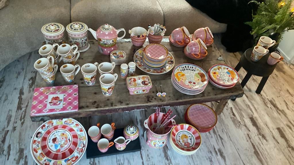 Blond Amsterdam servies, Ophalen, Blond Amsterdam, Zo goed als nieuw, Kop(pen) en/of Schotel(s)