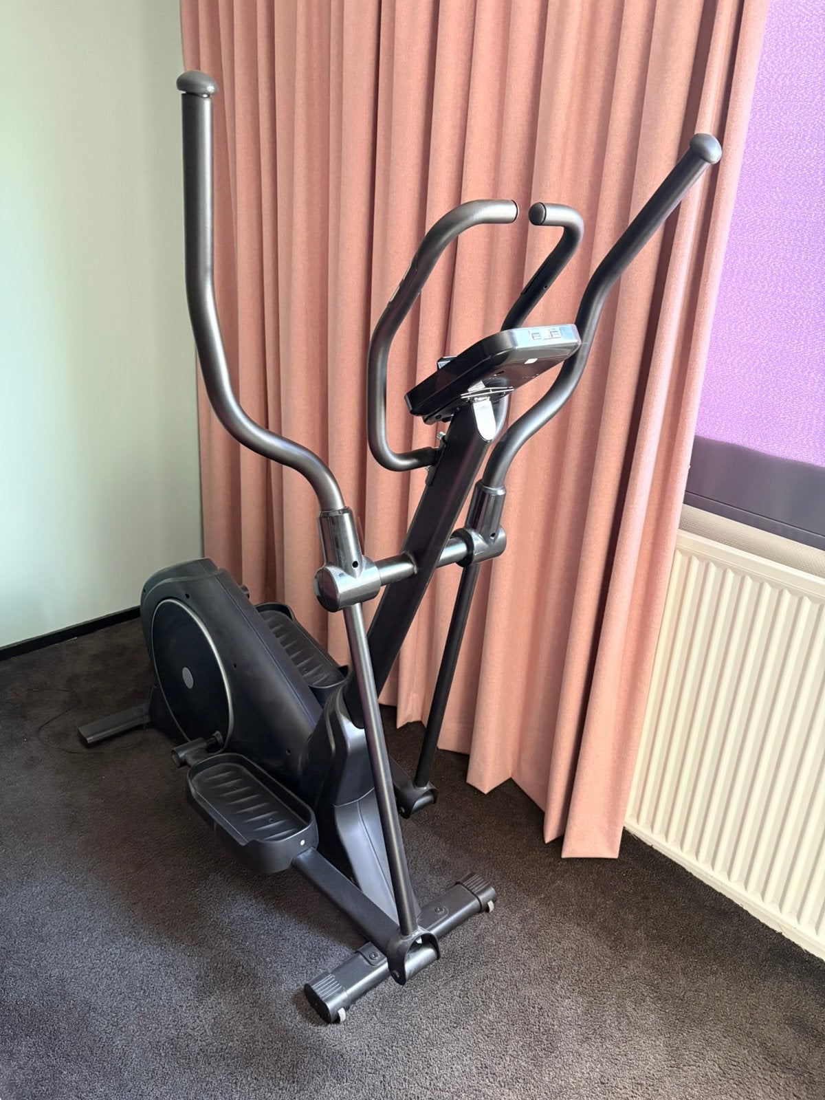 Tunturi FitCross 50i crosstrainer, Ophalen, Overige materialen, Benen, Zo goed als nieuw