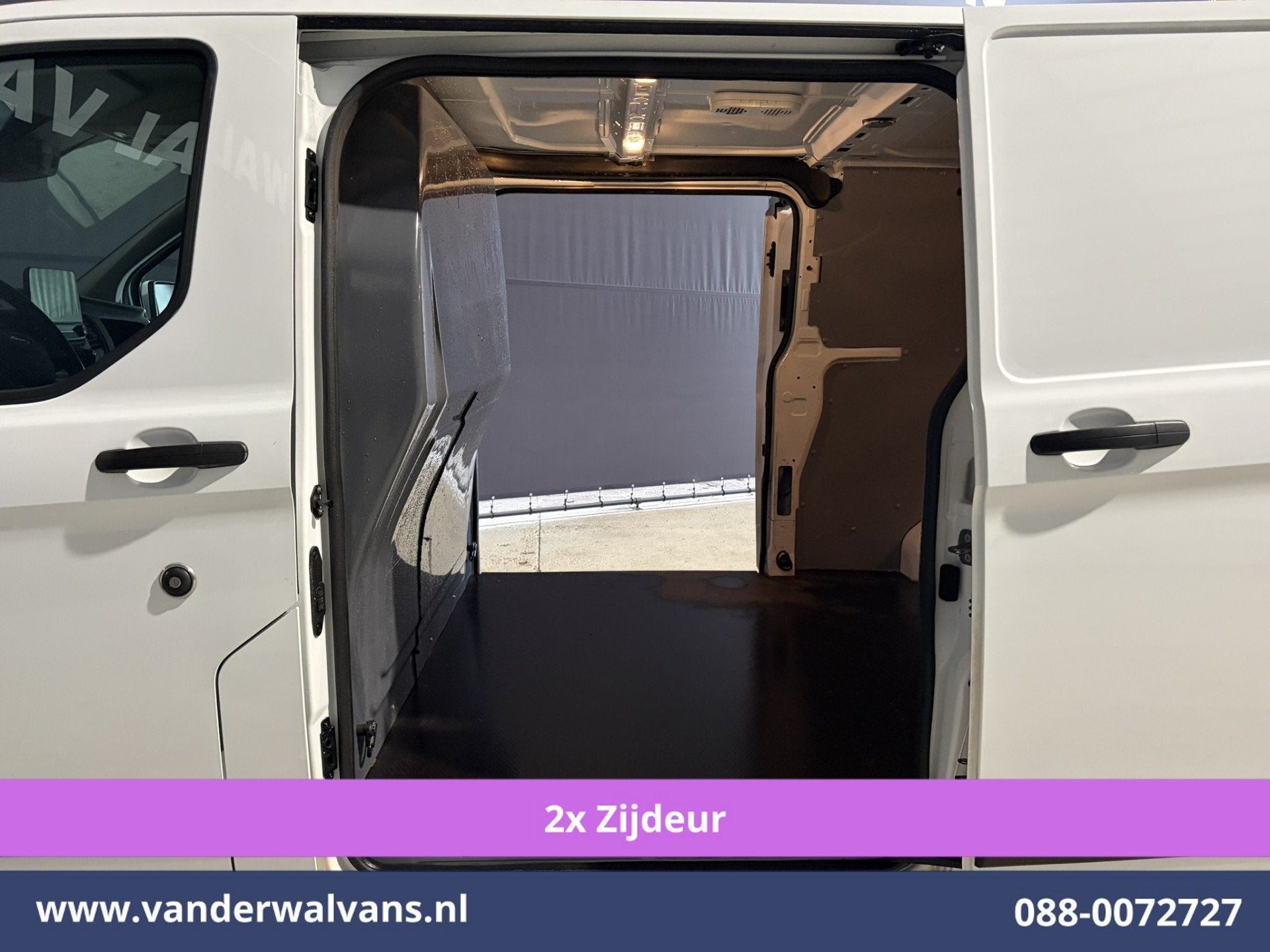 Ford Transit Custom 2.0 TDCI 130pk L2H1 Euro6 Airco | 2x zij, Auto's, Voorwielaandrijving, Dealer onderhouden, 4 cilinders, Startonderbreker