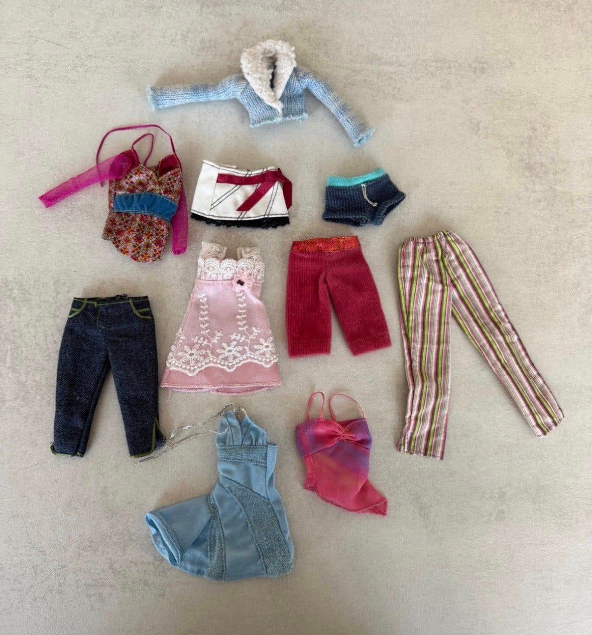 Barbie fashion fever kleding, Verzamelen, Ophalen of Verzenden, Gebruikt, Kleertjes