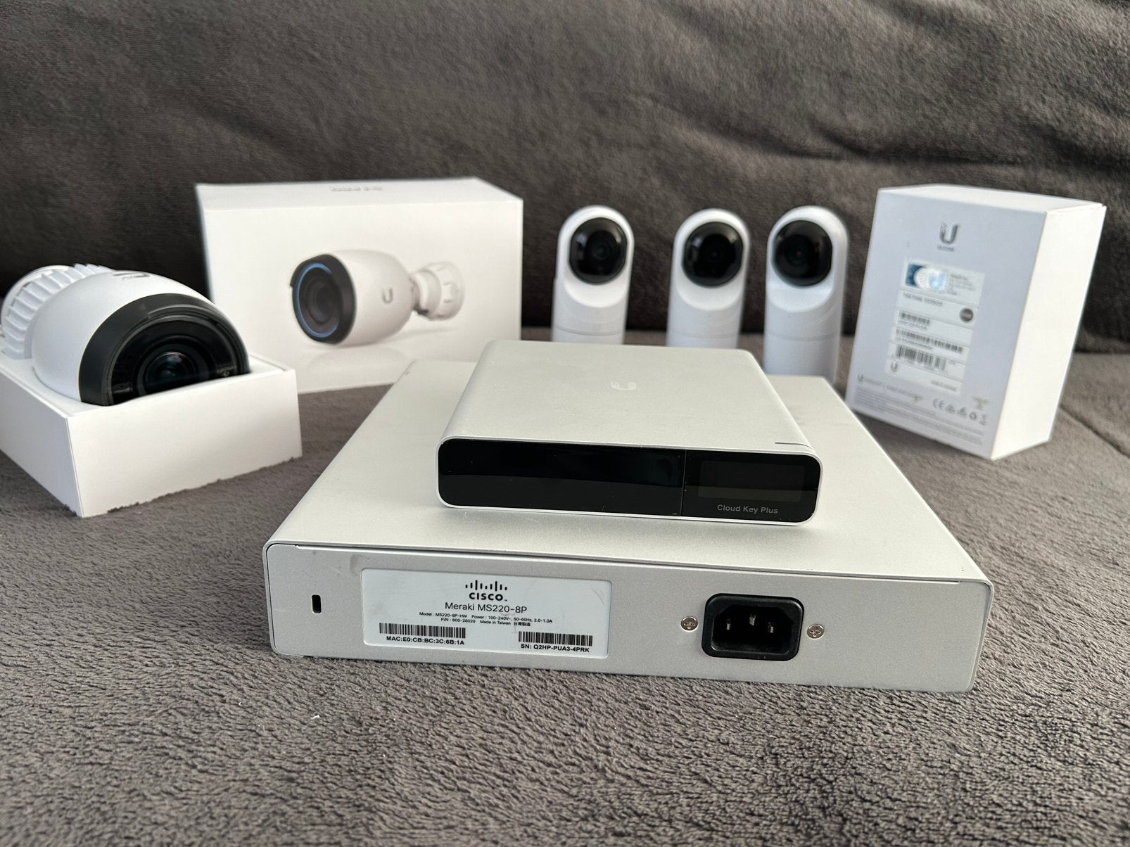 Cisco Meraki MS220-8P PoE switch, Ophalen of Verzenden, Nieuw, Binnencamera
