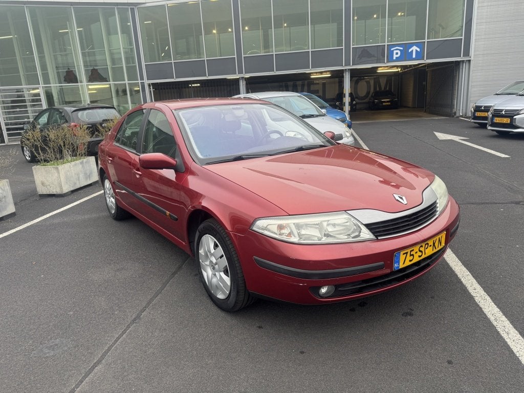 Renault Laguna 1.6-16V Expression (bj 2003), Auto's, Laguna, Gebruikt, Bedrijf, 108 pk